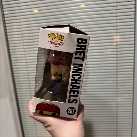 Bret Michaels Funko Pop - Picture 4 of 4